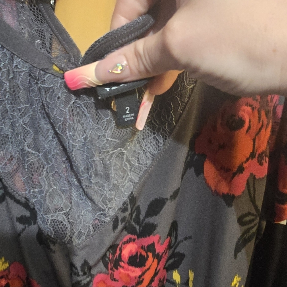❄️❄️ NWOT TORRID 2X Studio Knit Crew Neck Lace Inset Short Sleeve Peplum Top - Picture 3 of 5